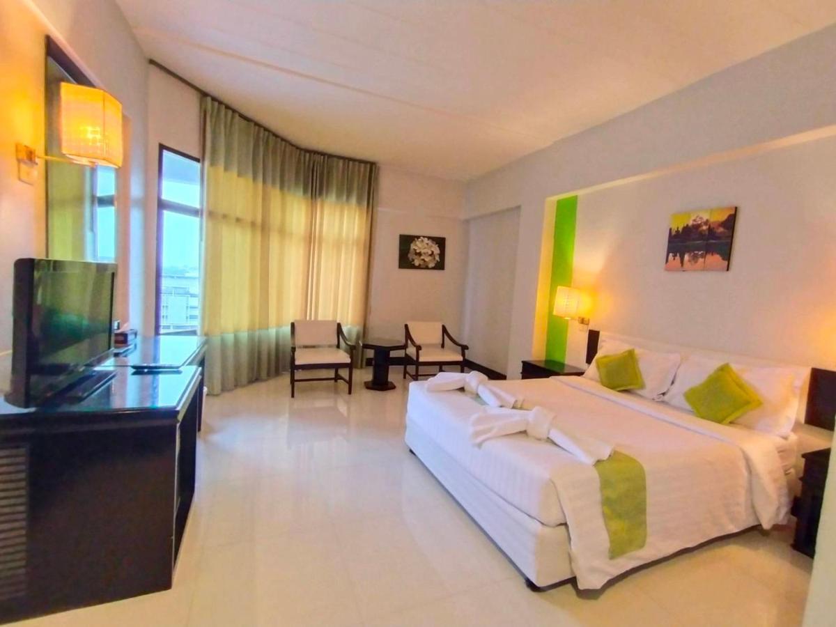 Asawann Hotel Nongkhai Nong Khai Exteriör bild